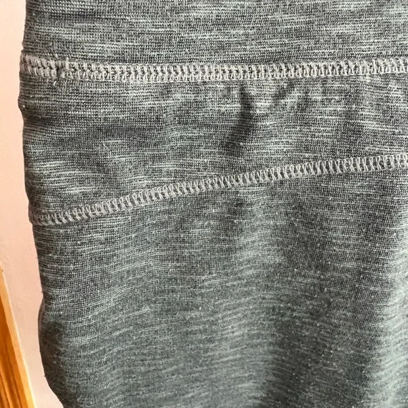 Athleta Downplay Sweat Shorts Gray Size Small XL - Picture 6 of 6
